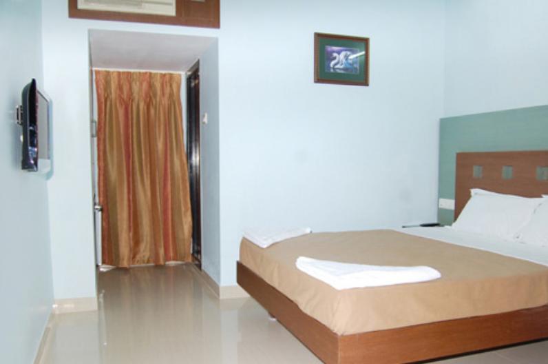Hotel Balaji Grand Kākināda Zewnętrze zdjęcie