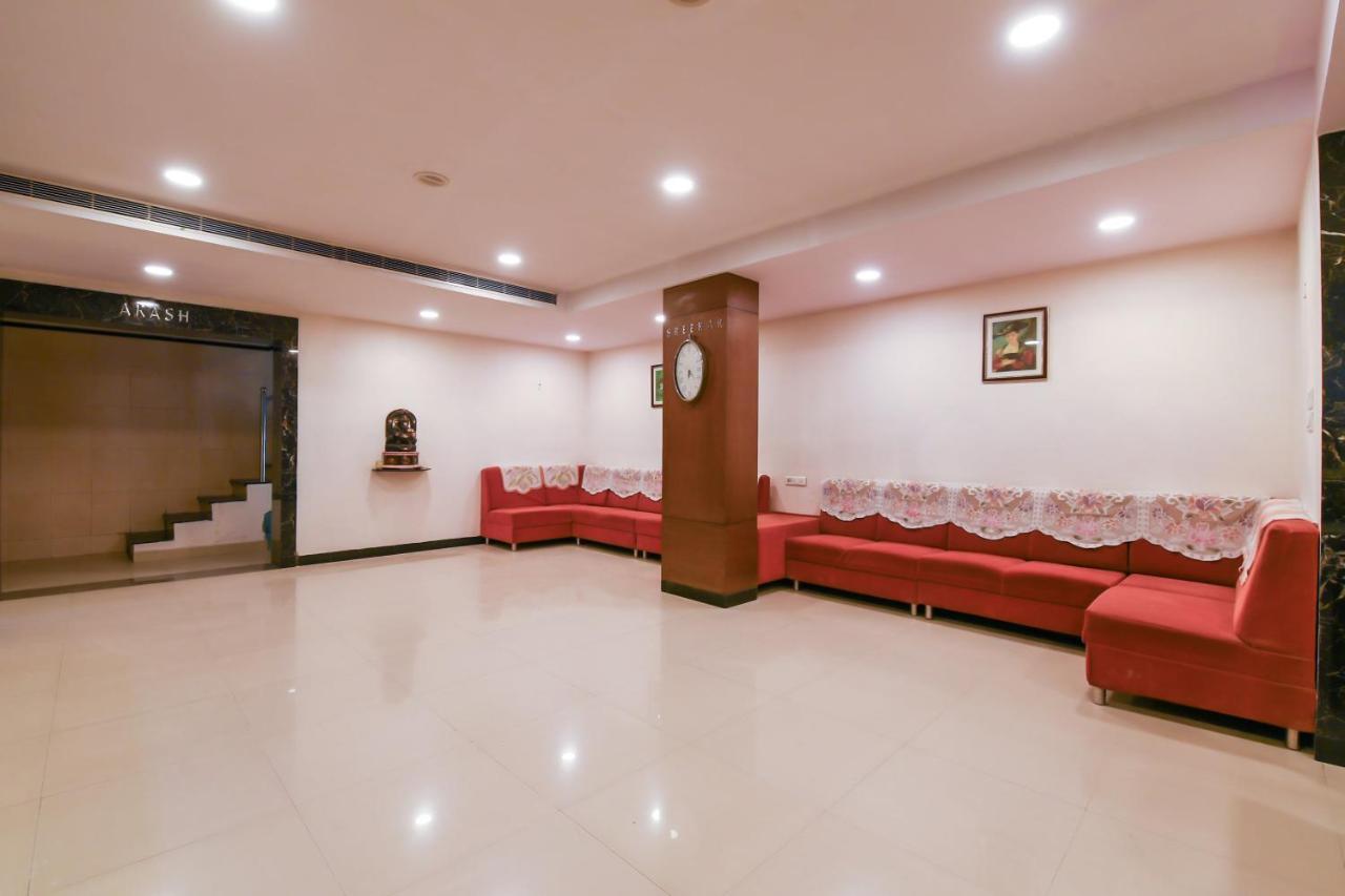 Hotel Balaji Grand Kākināda Zewnętrze zdjęcie